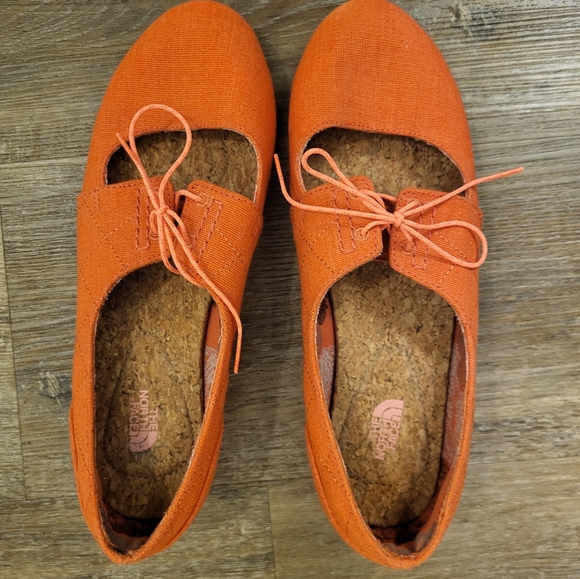 The North Face Storm TR Waterproof Shoes Size 7.5 Coral - Picture 3 of 10